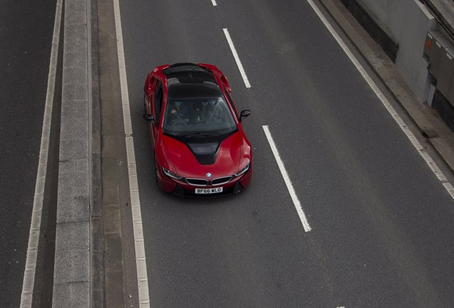 BMW i8 Protonic Red Edition