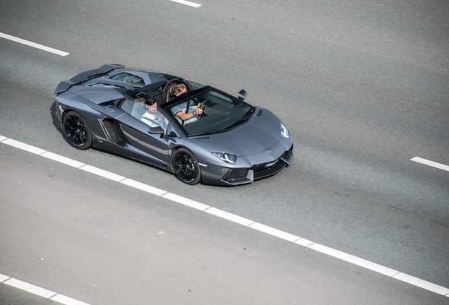 Lamborghini Aventador LP700-4 Roadster