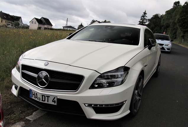 Mercedes-Benz CLS 63 AMG S X218 Shooting Brake