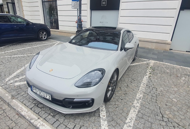 Porsche 971 Panamera Turbo S E-Hybrid