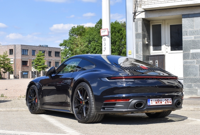 Porsche 992 Carrera 4S