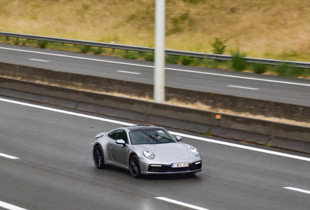 Porsche 992 Carrera 4S