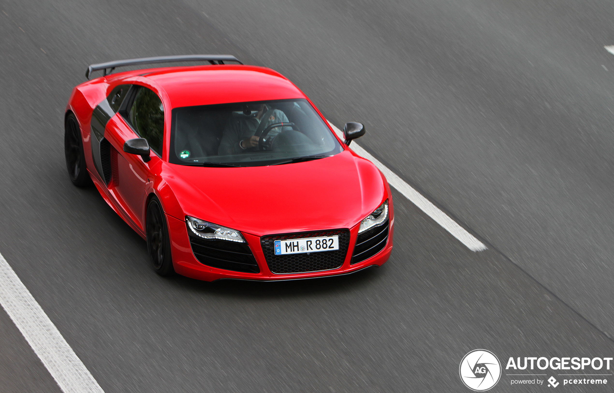 Audi R8 V10