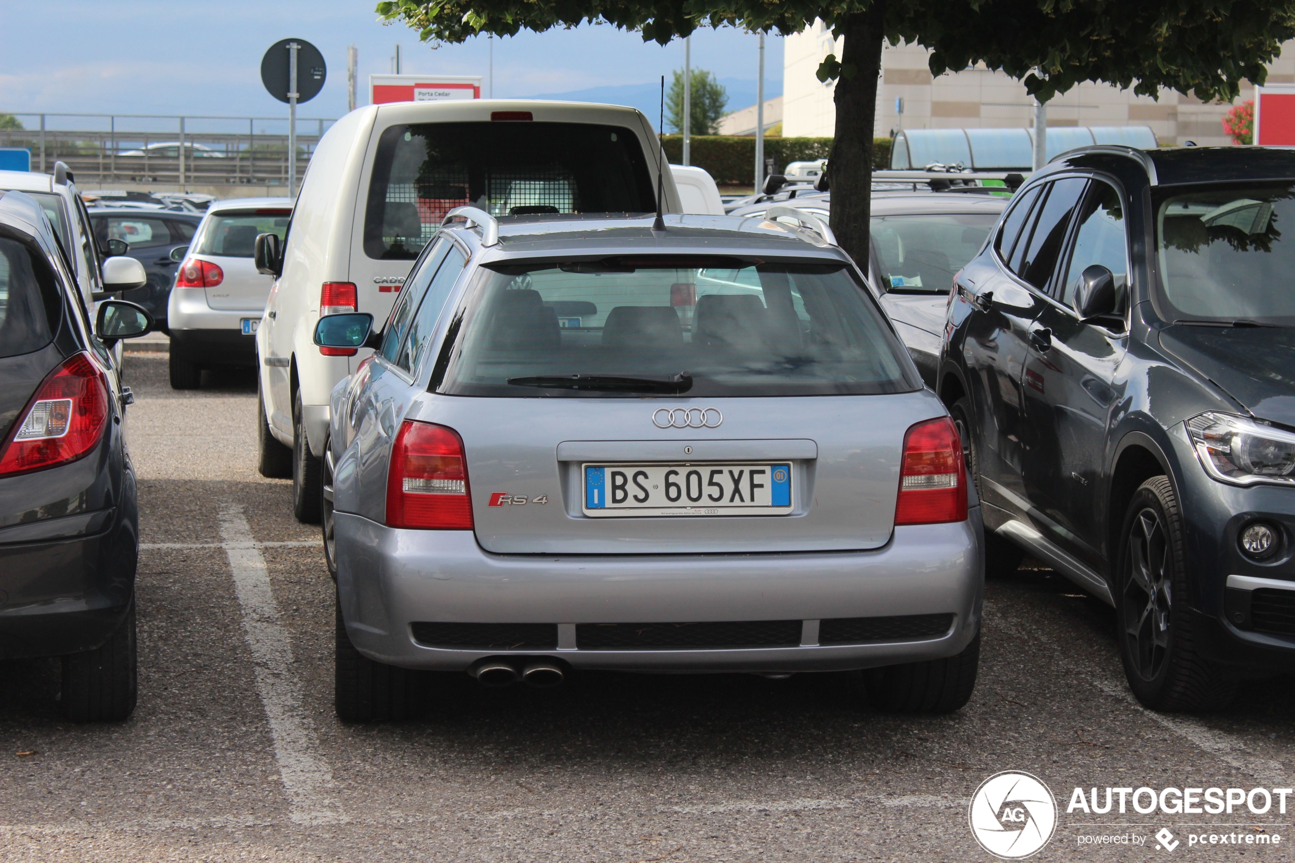 Audi RS4 Avant B5