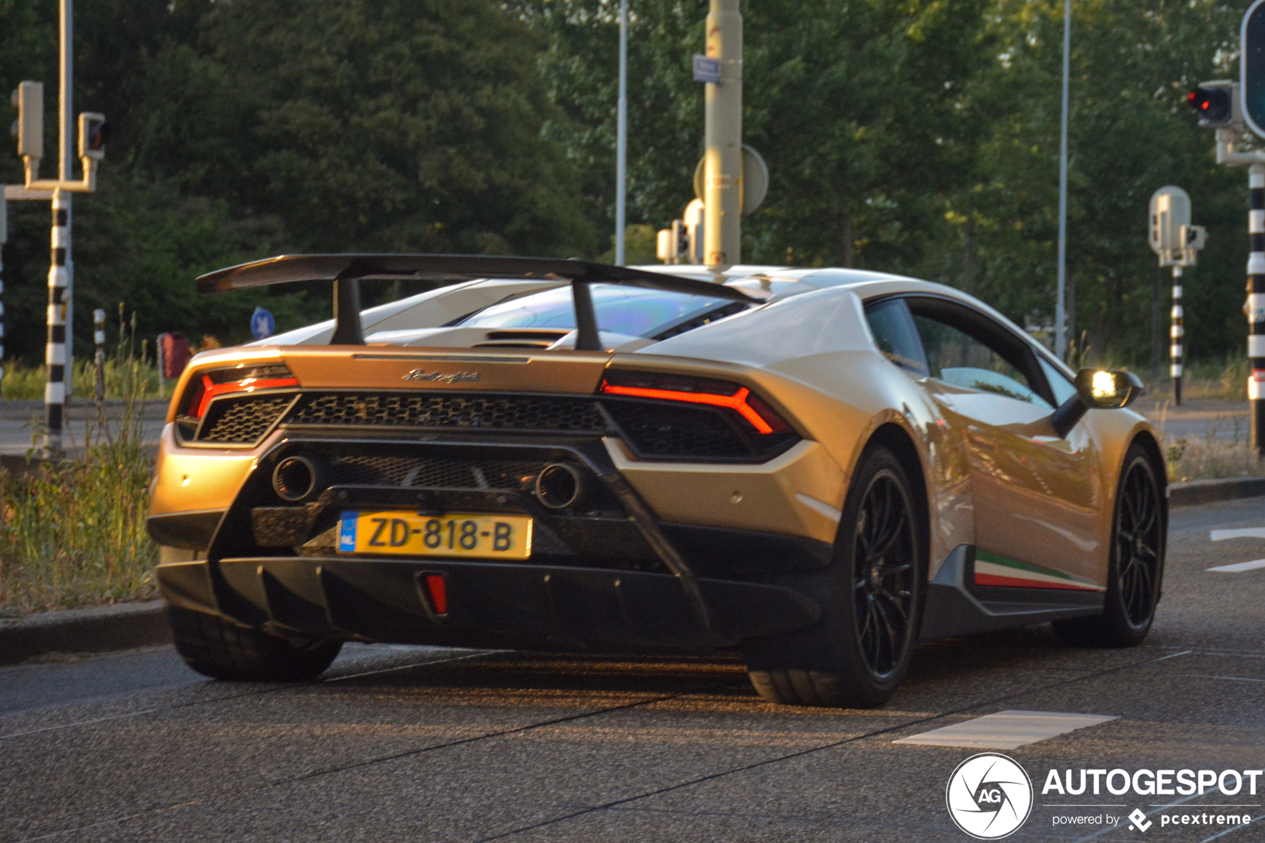 Lamborghini Huracán LP640-4 Performante