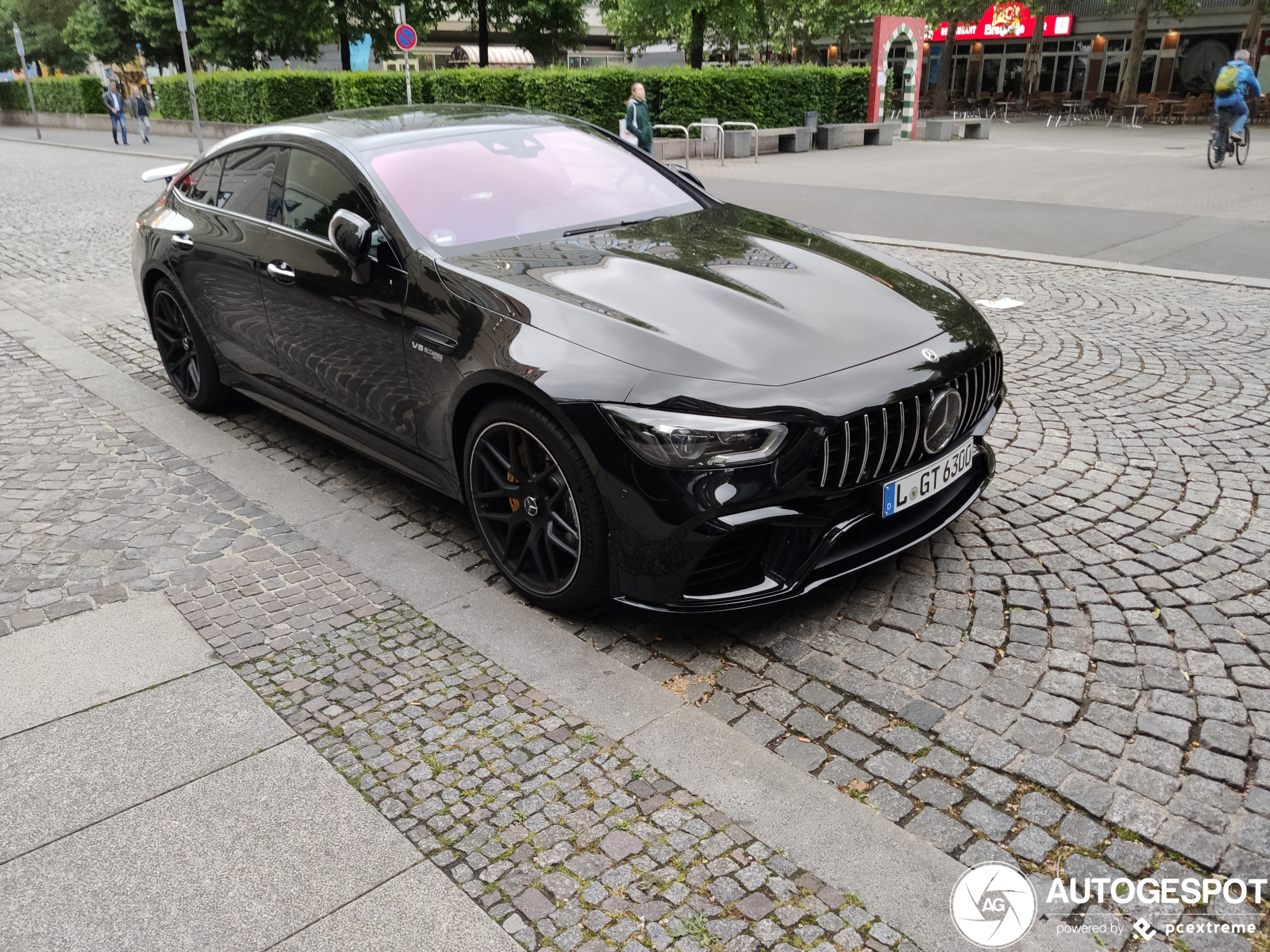 Mercedes-AMG GT 63 S X290