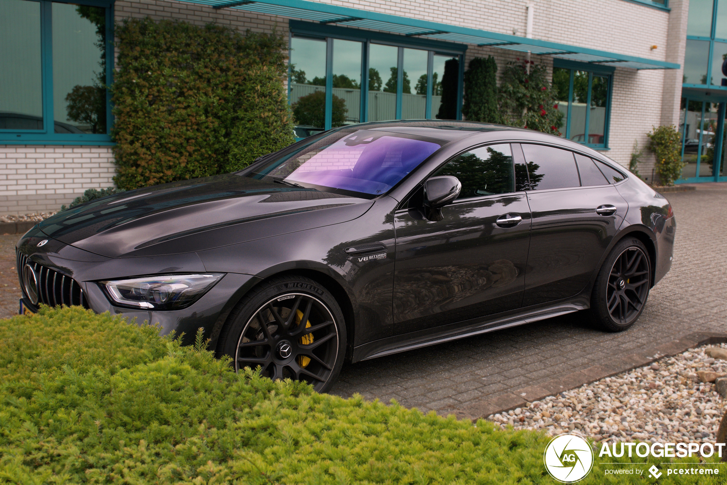 Mercedes-AMG GT 63 S X290