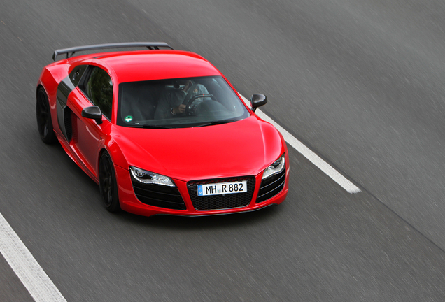 Audi R8 V10