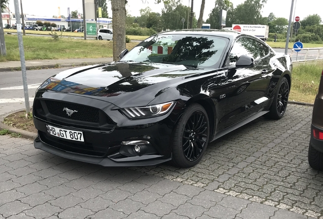 Ford Mustang GT 2015