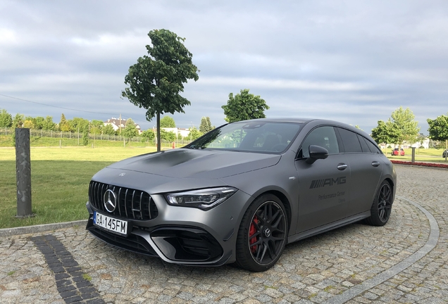 Mercedes-AMG CLA 45 S Shooting Brake X118