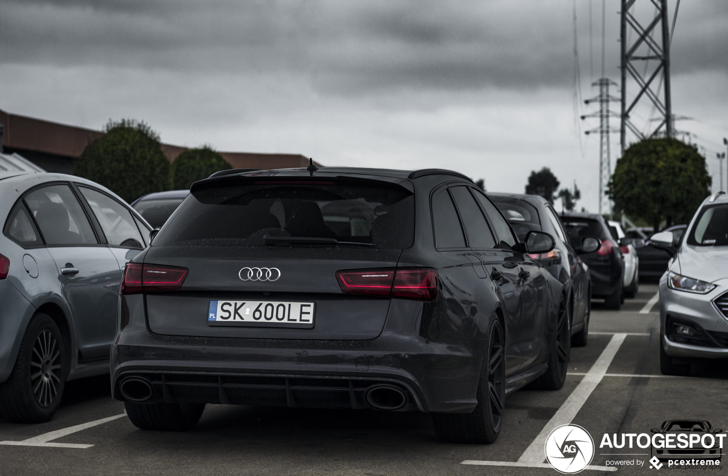 Audi RS6 Avant C7 2015