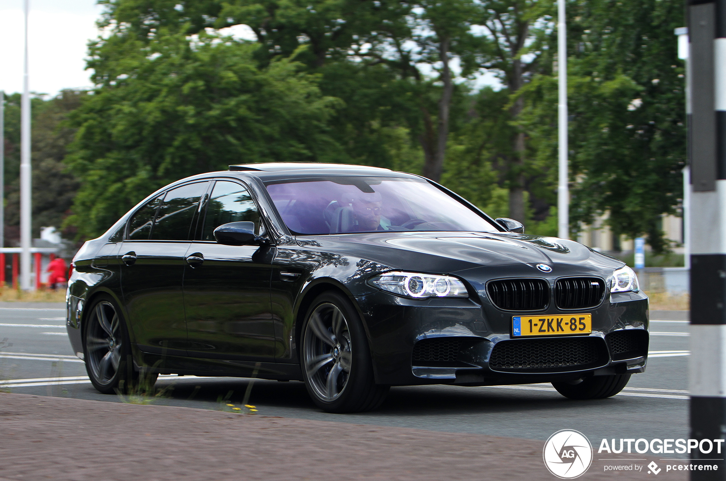 BMW M5 F10 2014