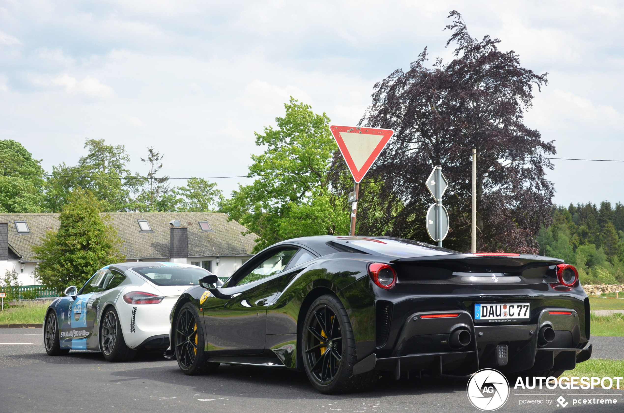 Ferrari 488 Pista