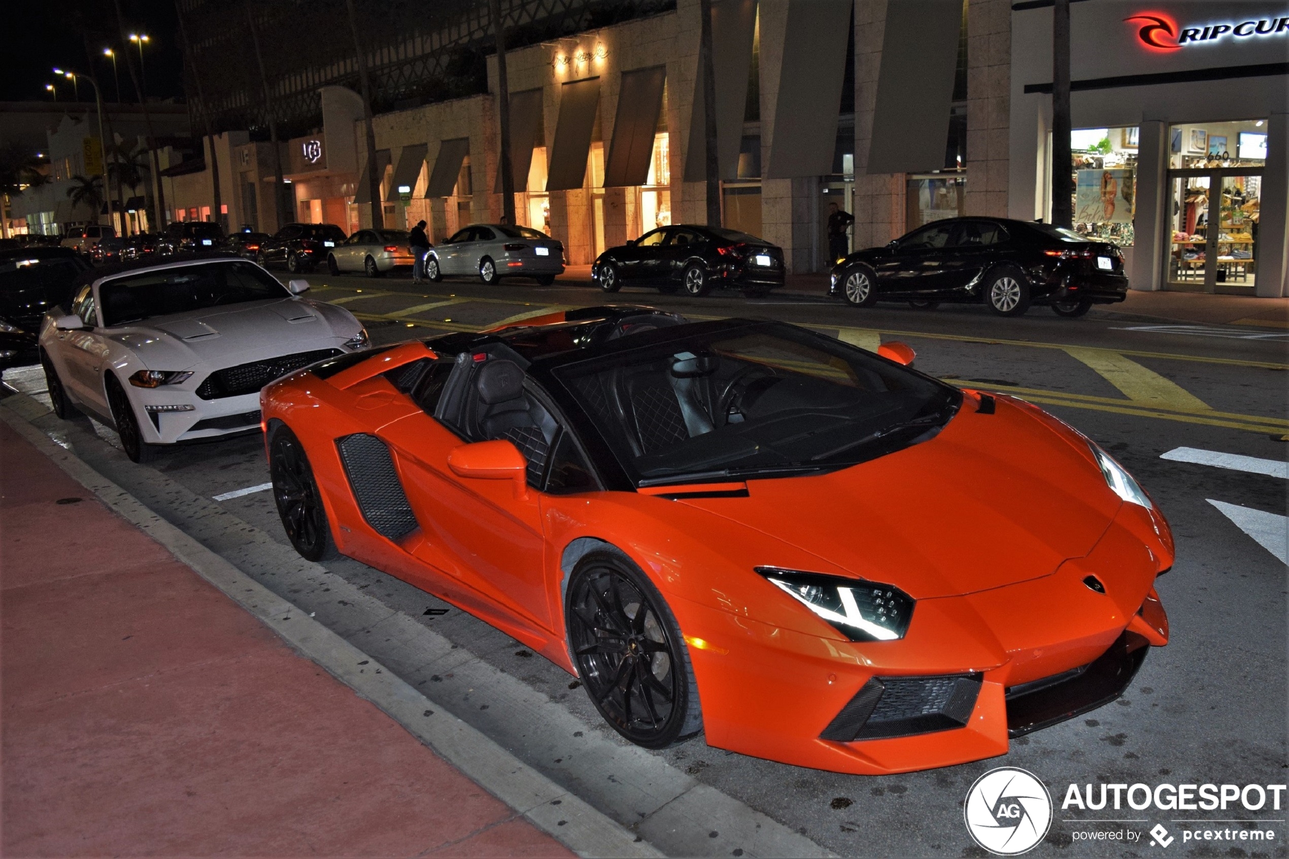 Lamborghini Aventador LP700-4 Roadster