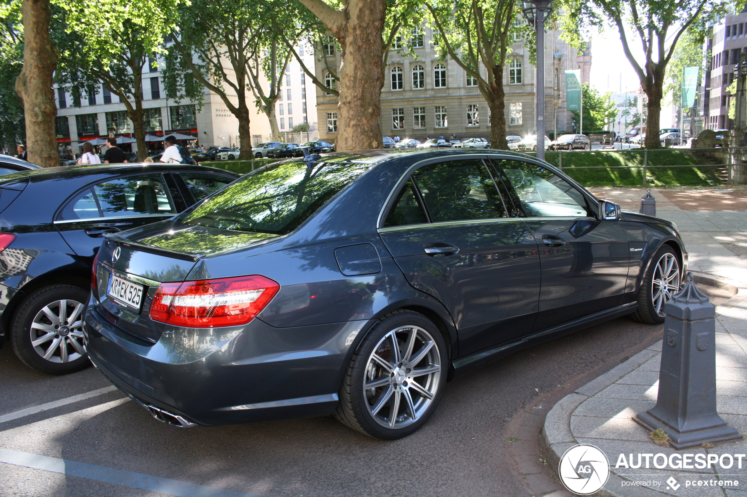 Mercedes-Benz E 63 AMG W212 V8 Biturbo