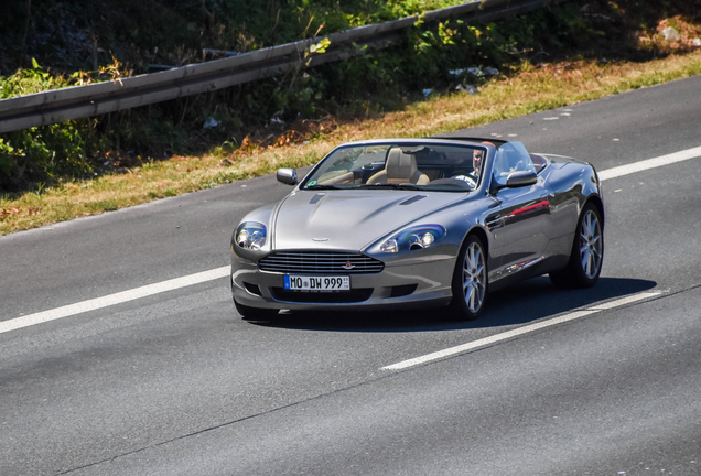 Aston Martin DB9 Volante