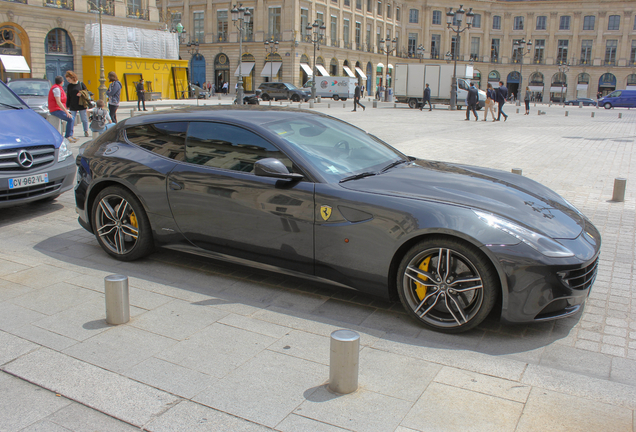 Ferrari FF