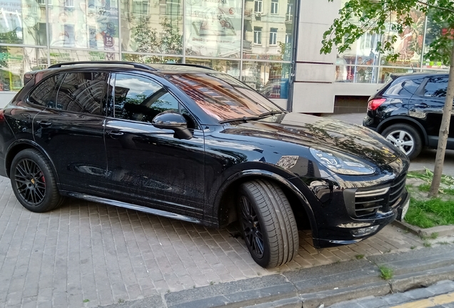 Porsche 958 Cayenne GTS MkII