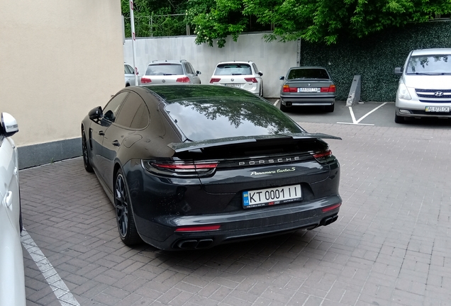 Porsche 971 Panamera Turbo S E-Hybrid