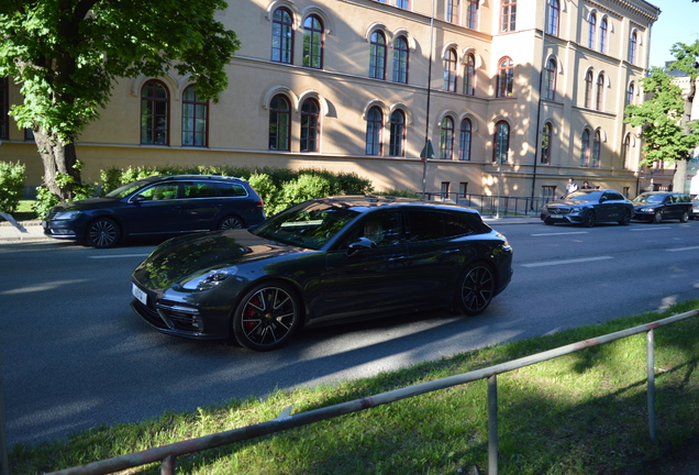 Porsche 971 Panamera Turbo Sport Turismo