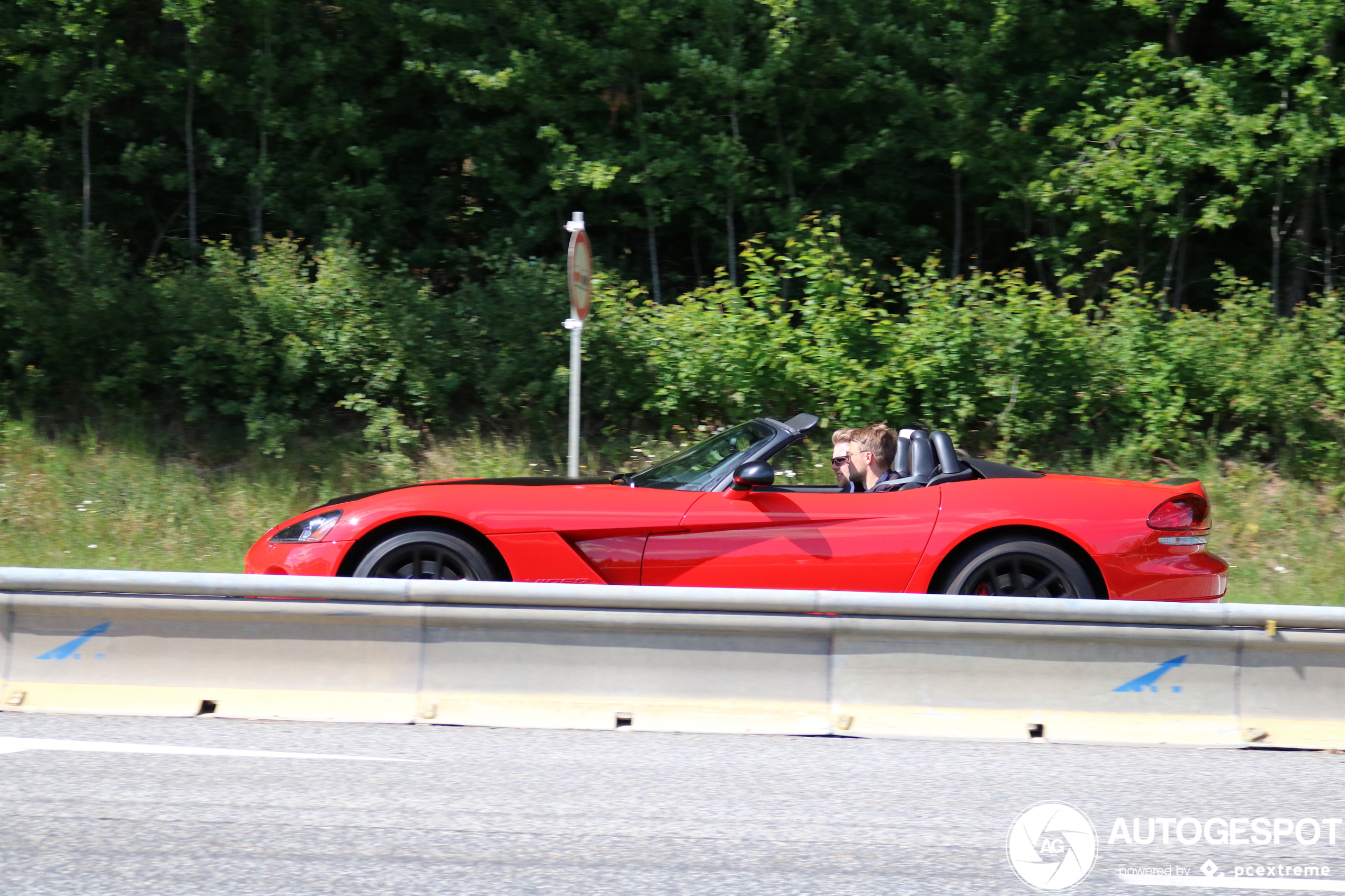 Dodge Viper SRT-10 Roadster 2003