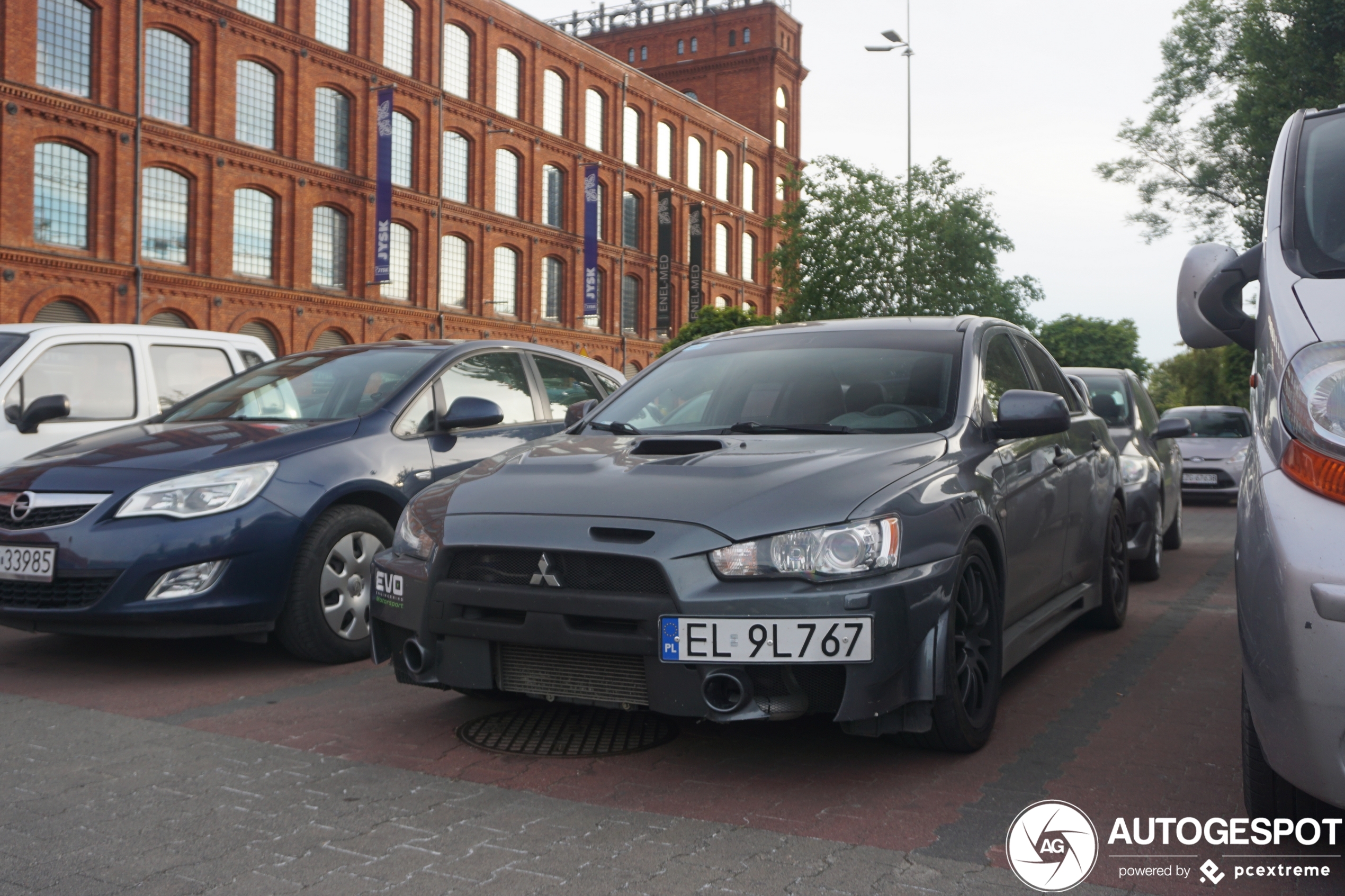 Mitsubishi Lancer Evolution X FQ-360