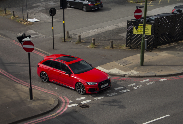 Audi RS4 Avant B9