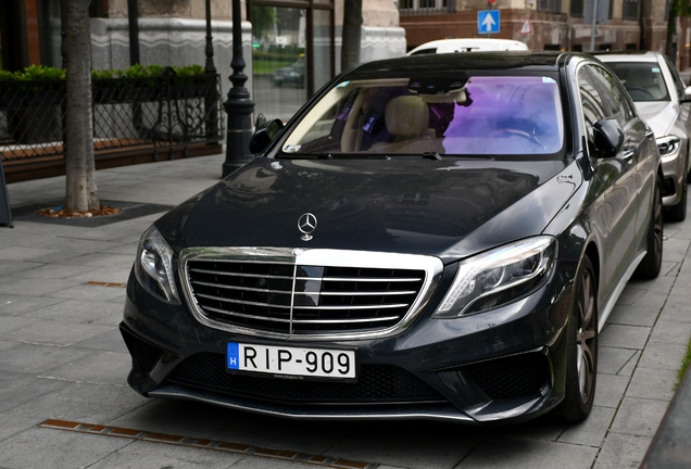 Mercedes-Benz S 63 AMG V222