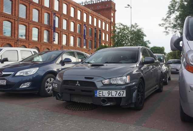 Mitsubishi Lancer Evolution X FQ-360