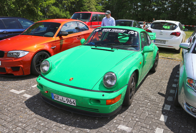 Porsche 964 Carrera RS 3.8