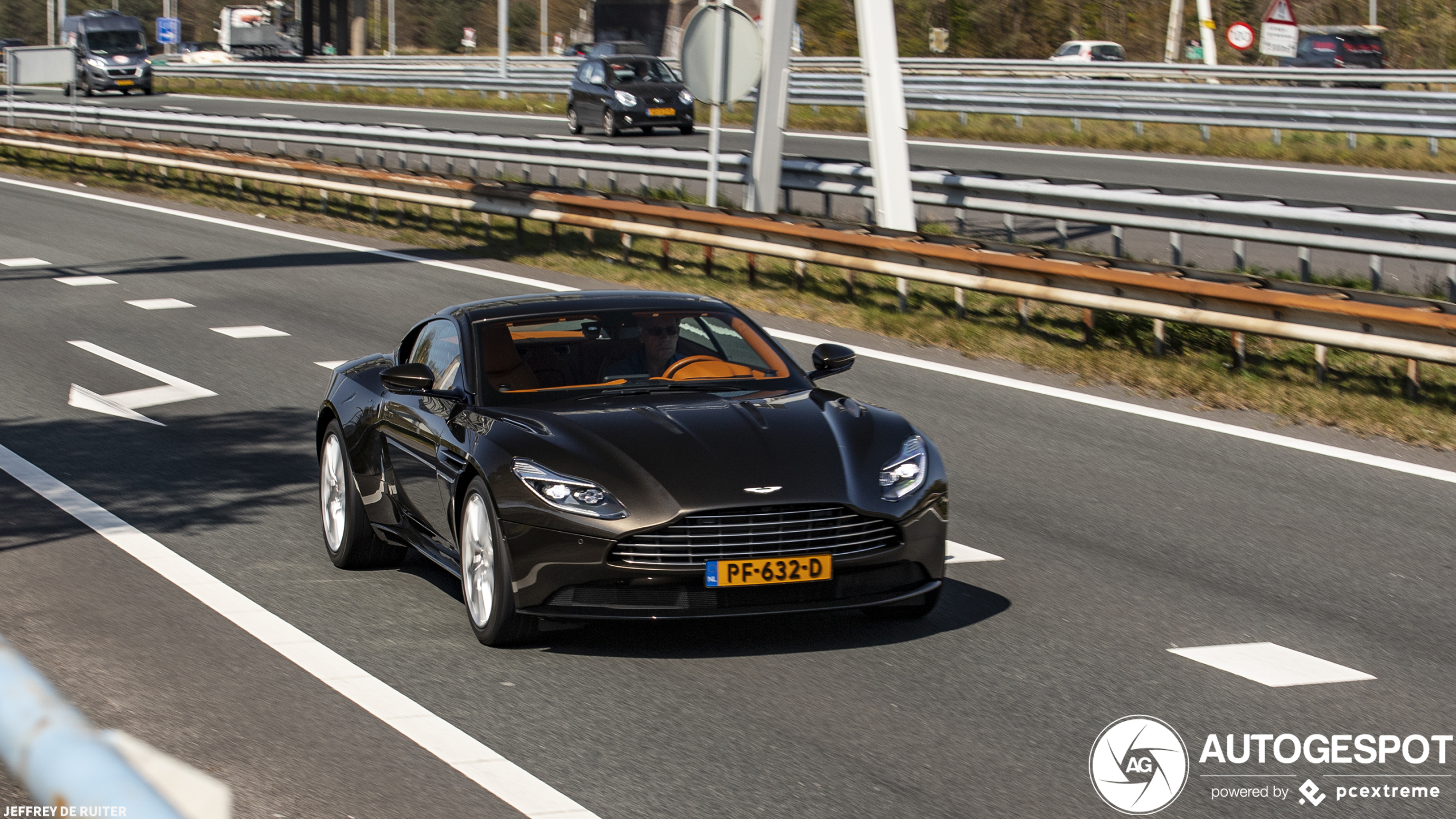 Aston Martin DB11 Launch Edition