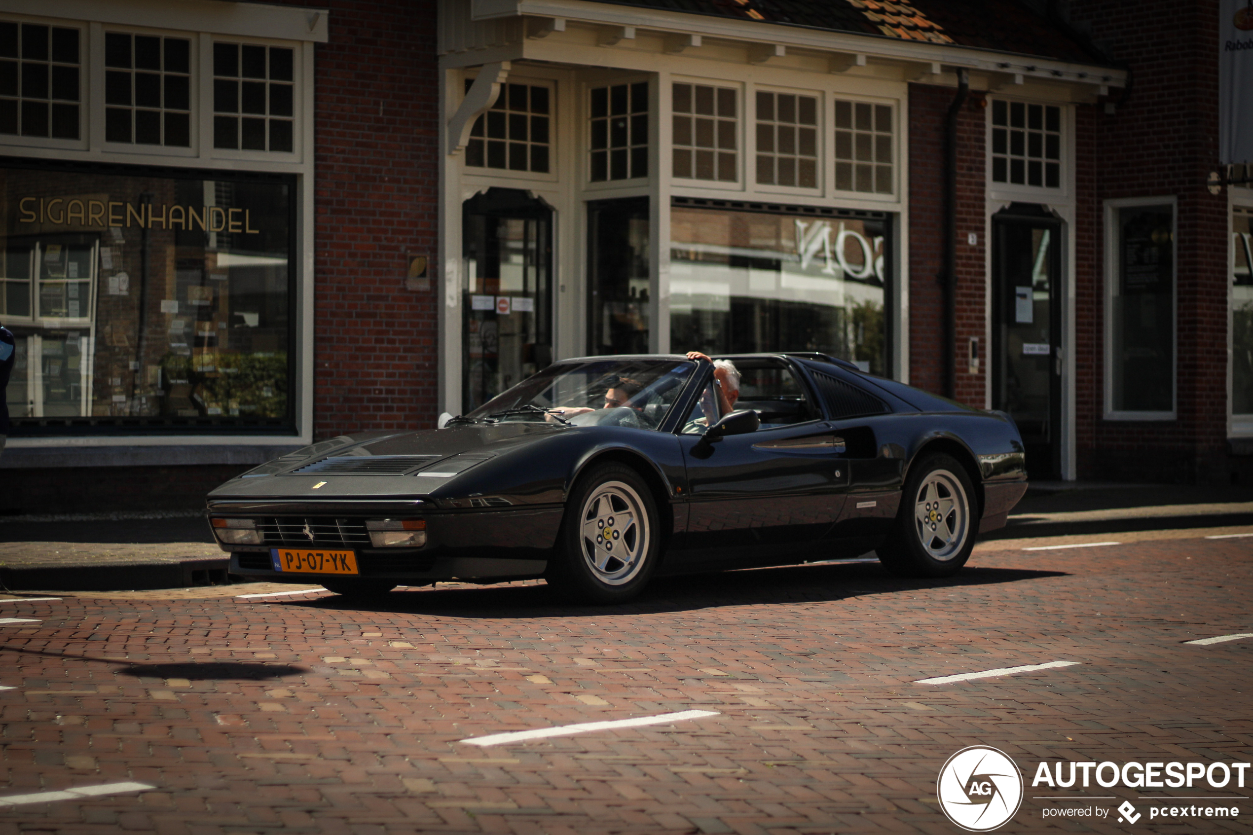 Ferrari 328 GTS