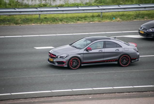 Mercedes-Benz CLA 45 AMG C117