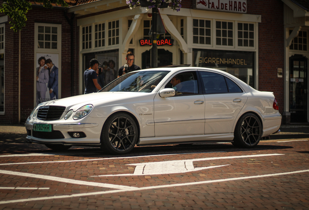 Mercedes-Benz E 55 AMG