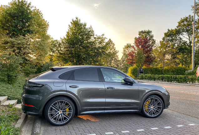 Porsche Cayenne Coupé Turbo S E-Hybrid