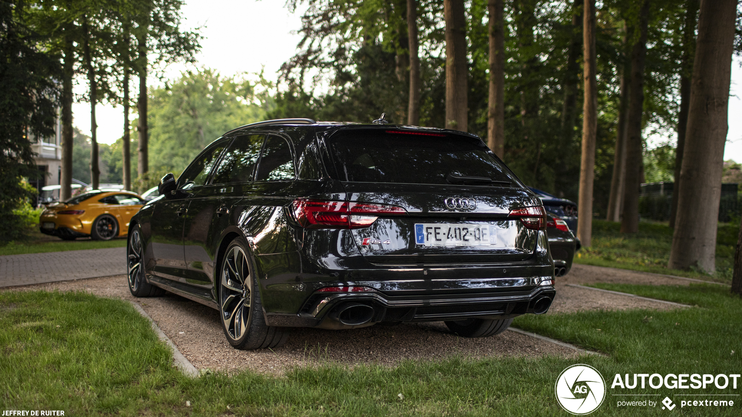 Audi RS4 Avant B9