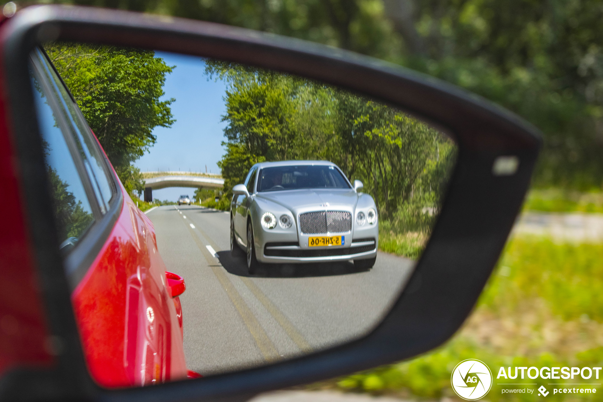 Bentley Flying Spur V8