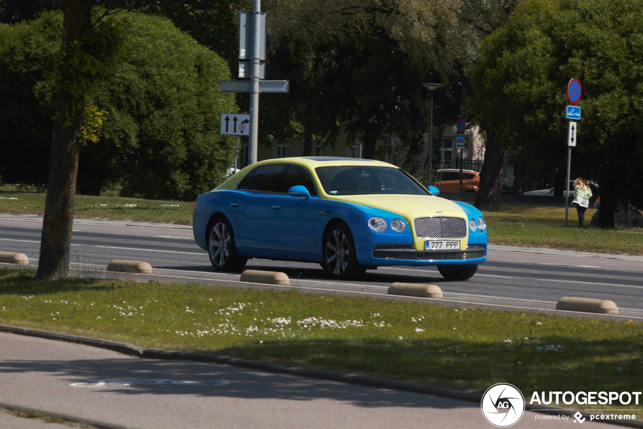 Bentley Flying Spur W12