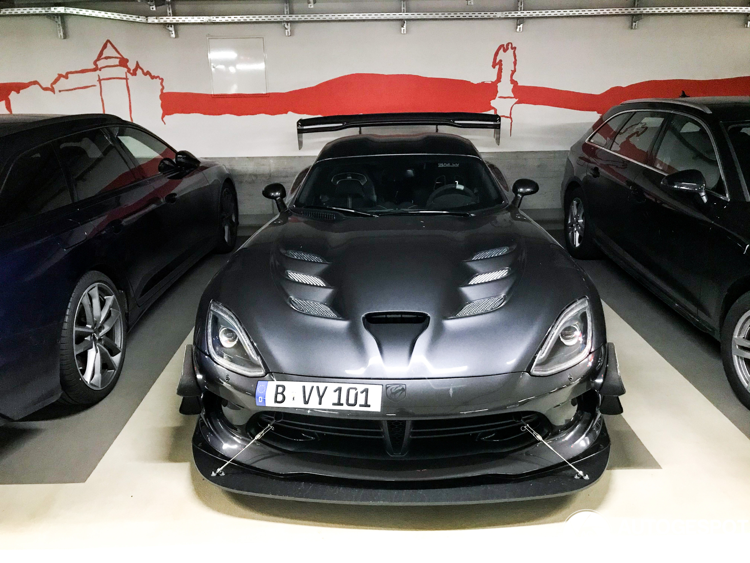 SRT 2016 Viper ACR Extreme