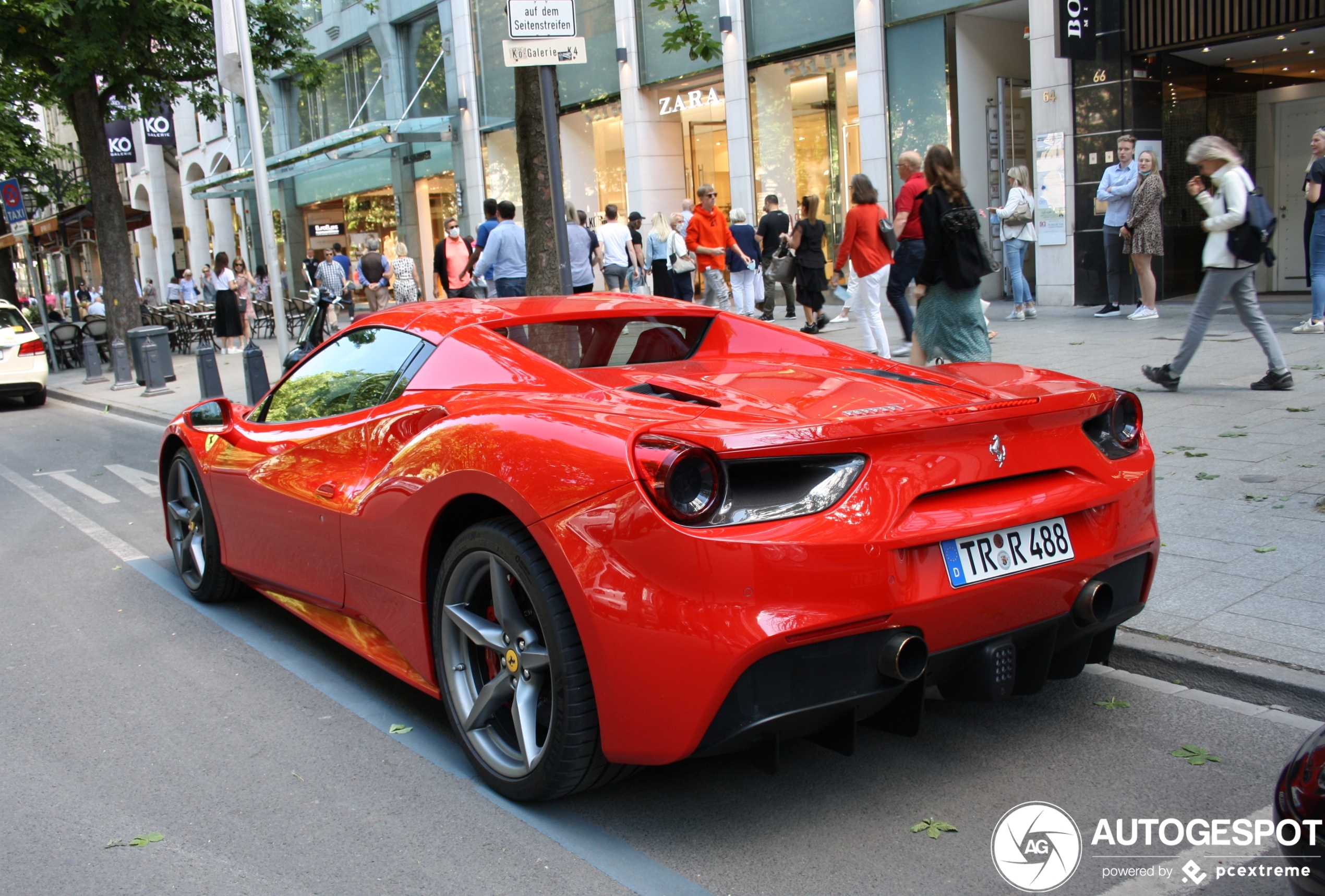 Ferrari 488 Spider