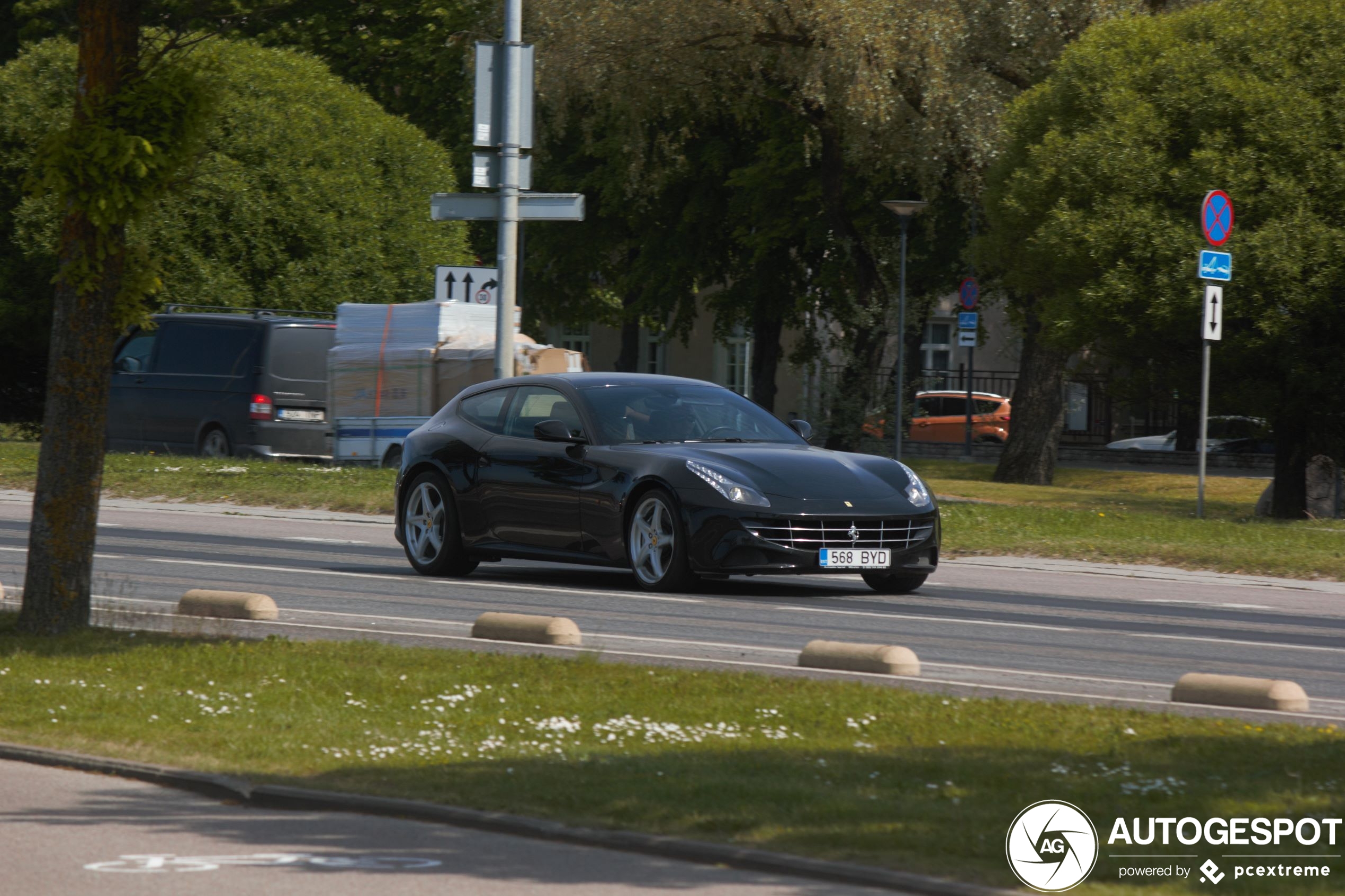 Ferrari FF