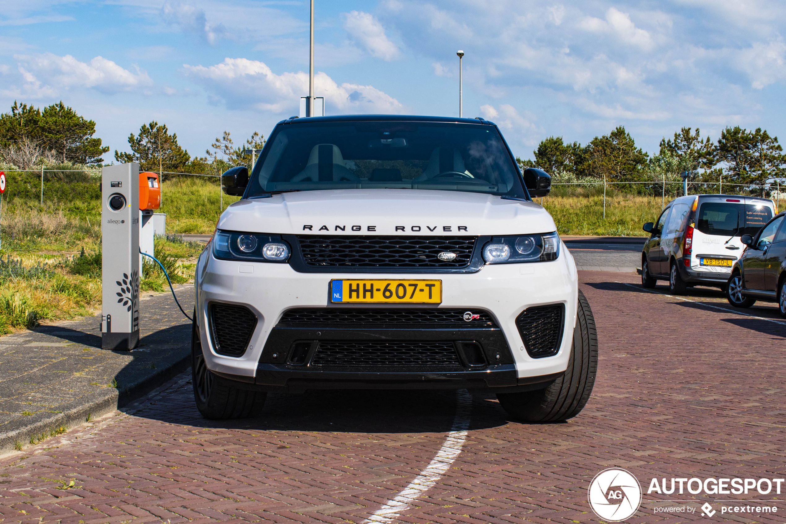 Land Rover Range Rover Sport SVR