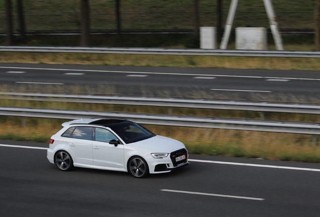 Audi RS3 Sportback 8V 2018