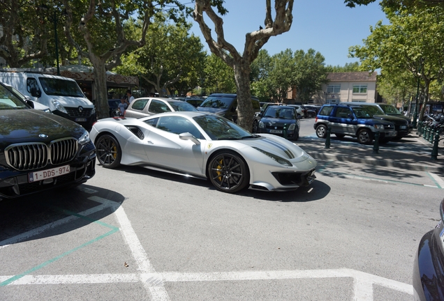 Ferrari 488 Pista