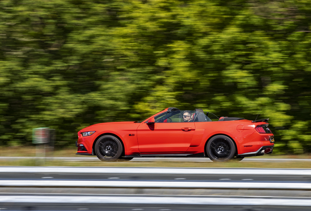 Ford Mustang GT Convertible 2015