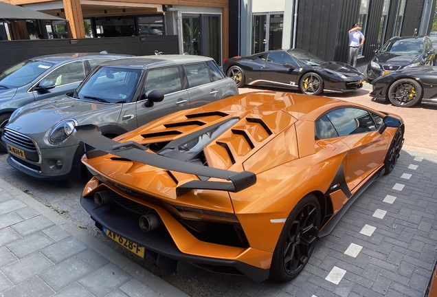 Lamborghini Aventador LP770-4 SVJ