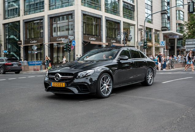 Mercedes-AMG E 63 S W213