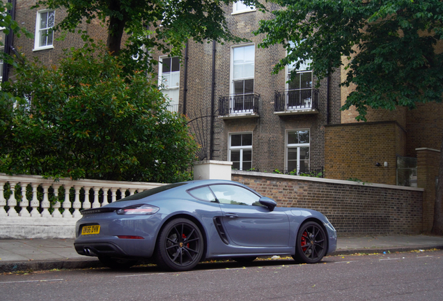 Porsche 718 Cayman S