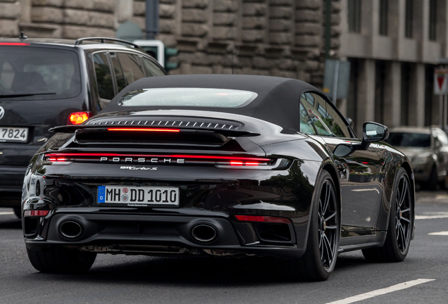 Porsche 992 Turbo S Cabriolet