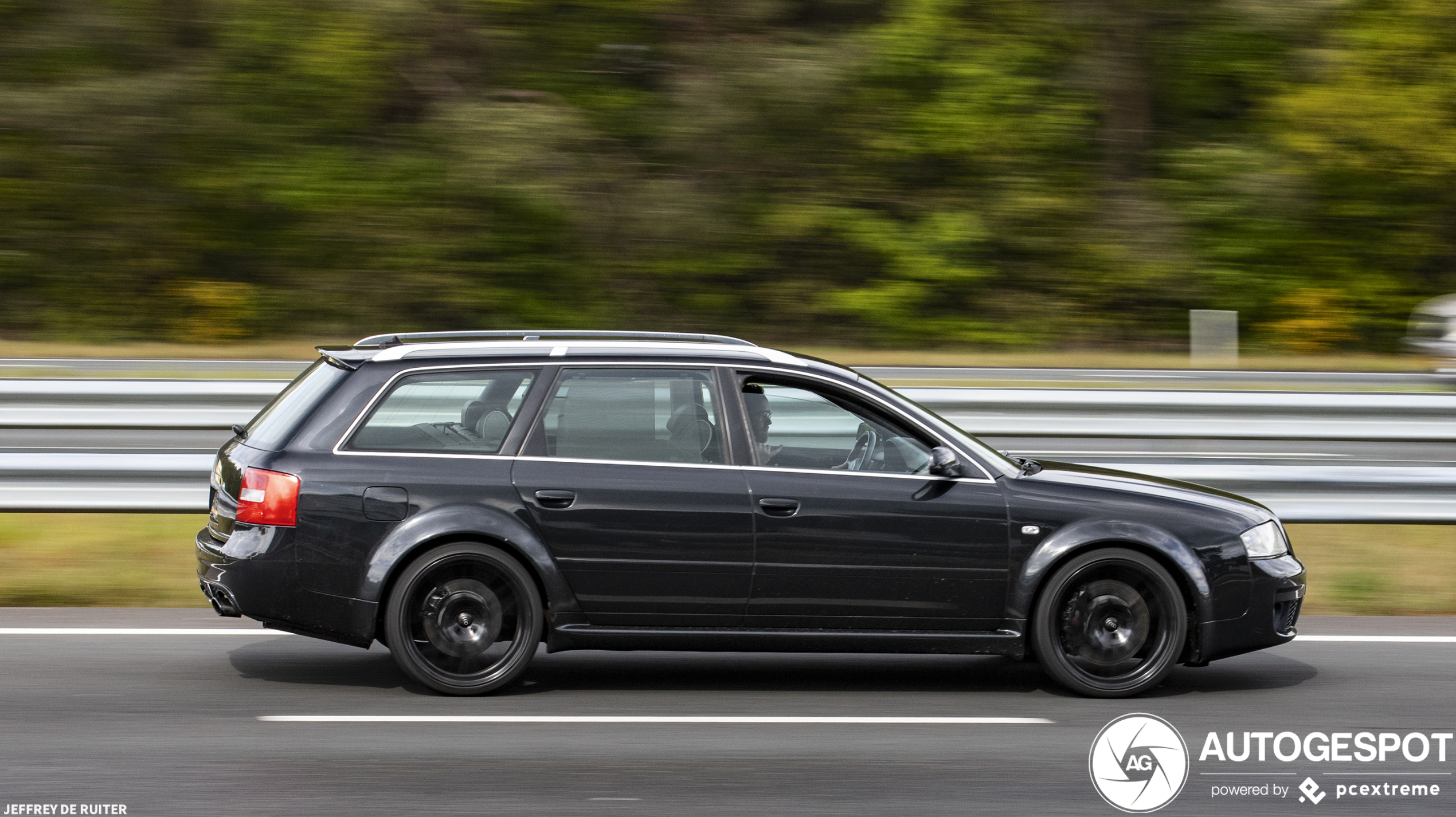 Audi RS6 Avant C5